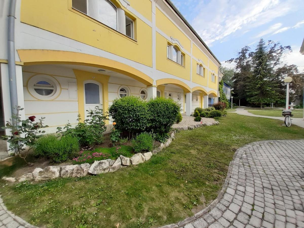 Thermal Garden Mosonmagyaróvár Εξωτερικό φωτογραφία